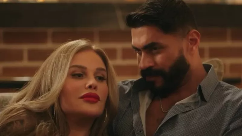 مسلسل وتقابل حبيب الحلقة 6.. إزاحة ستار الستر عن خالد سليم وصدمة لكريم فهمي