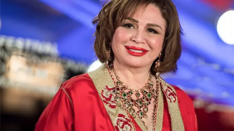 إلهام شاهين: 