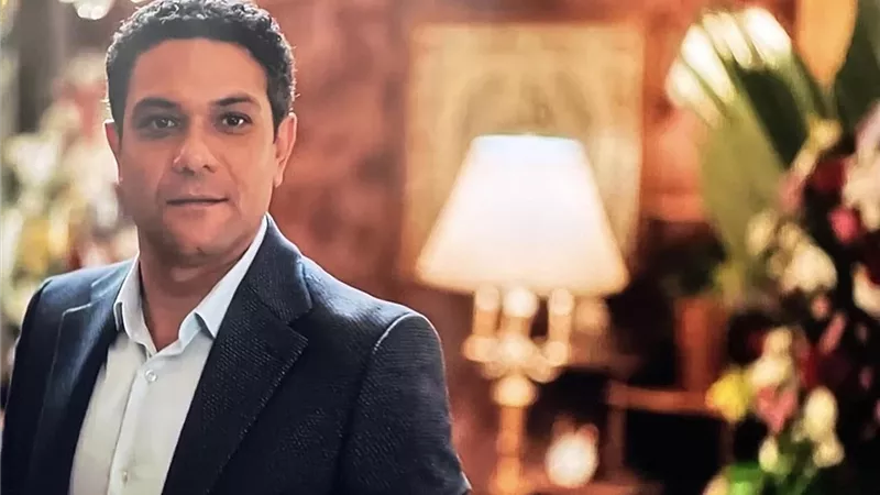 يقصد من؟.. آسر ياسين: مش لازم تبقى أوڤر علشان تقدم مسلسل شعبي