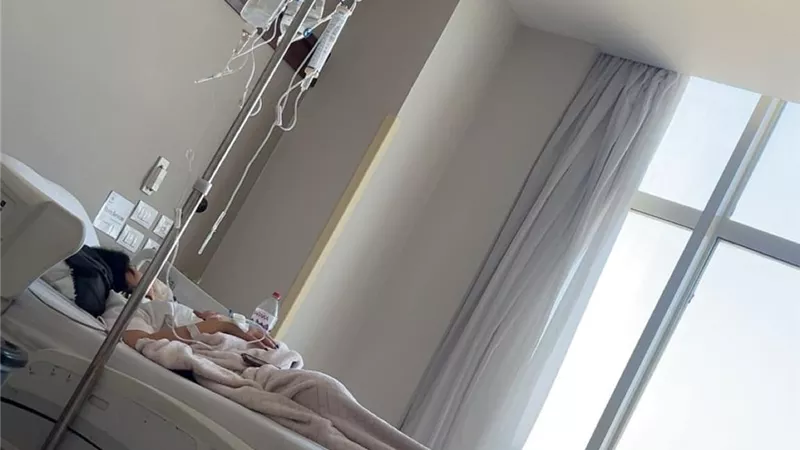دخلت في غيبوبة.. تعرف على أخر التطورات الصحية لـ إيناس النجار 