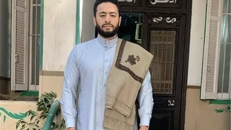 أتمني تقديم 100 جزء .. شاهد تصريحات حمادة هلال بعد نجاح المداح 5