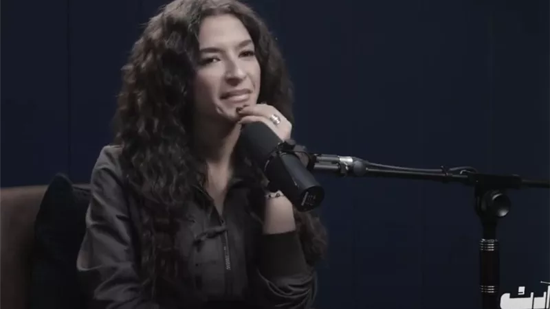 أميرة أديب تكشف معاناتها بسبب أنفها