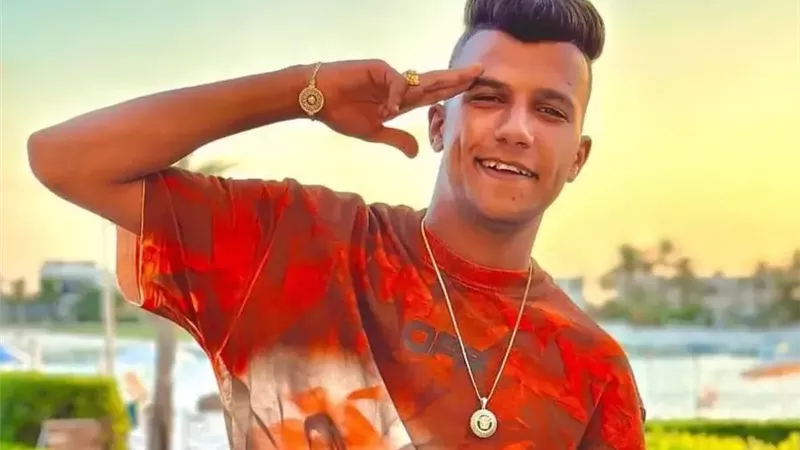 عصام صاصا في 