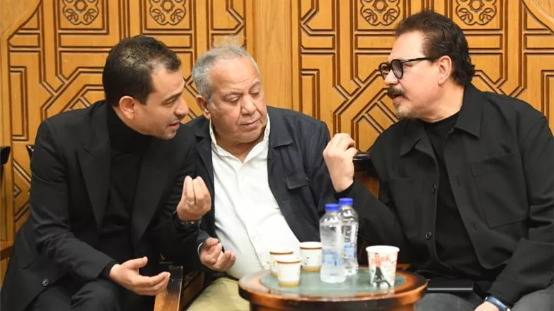 بالصور.. حبايب سليمان عيد اتجمعوا في عزاه