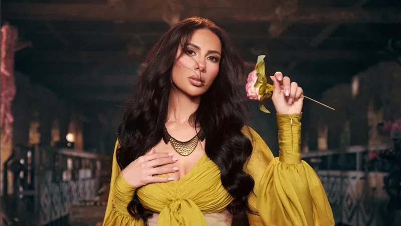 بعد غياب عامين .. شيماء هلالي تطرح كليب 