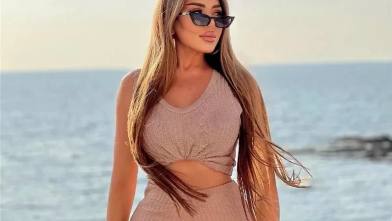 الفنانة سارة سلامة حديث السوشيال ميديا بسبب هذه الصورة