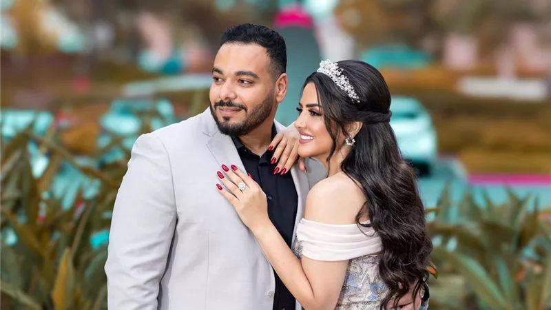 عقد قران المطربة 