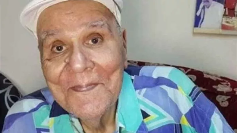 غياب الفنانين عن جنازة الفنان نعيم عيسى بالإسكندرية| فيديو