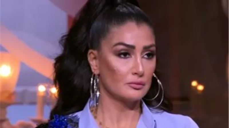 ملهاش تكريم.. بشرى تكشف سبب غياب غادة عبد الرازق عن حضور المهرجانات