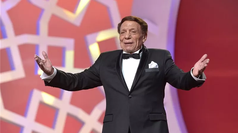 عيد ميلاد الزعيم .. عادل إمام  مسيرة فنية استثنائية صنعت تاريخ السينما المصرية  