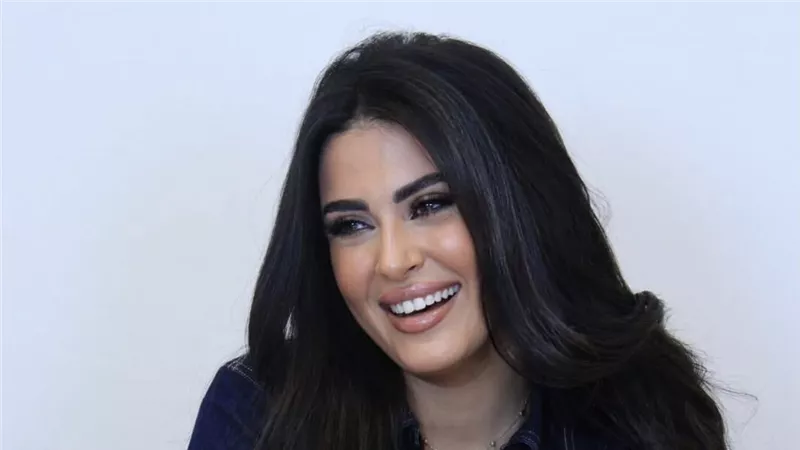 ميرنا نور الدين تحسم الجدل حول شائعة ارتباطها بـ أحمد العوضي