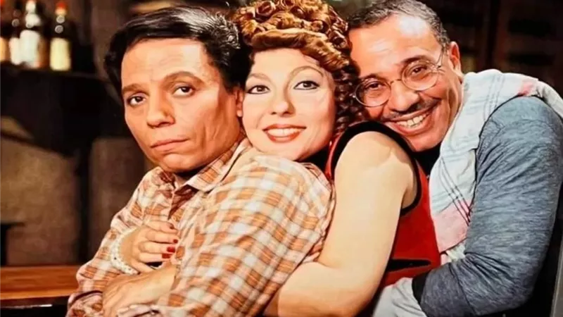 نادية الجندي توجه رسالة مؤثرة لعادل إمام: 