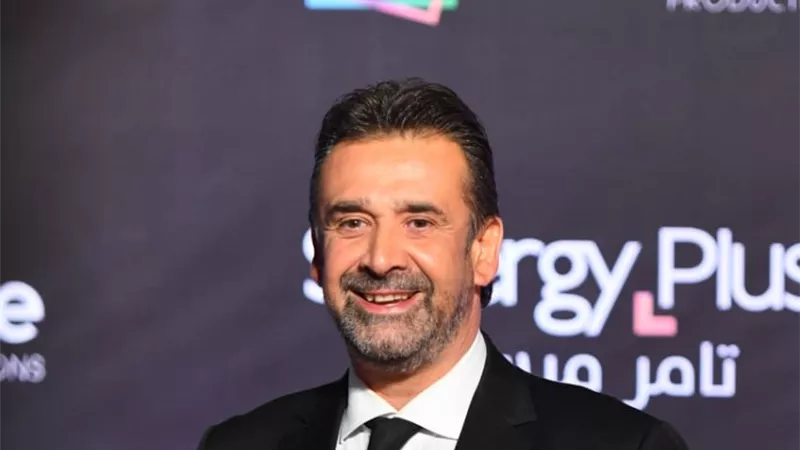 وصول كريم عبد العزيز للعرض الخاص لفيلمه المشروع X