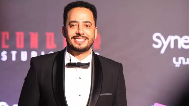 وصول عصام السقا وأحمد غزي للعرض الخاص لفيلم 
