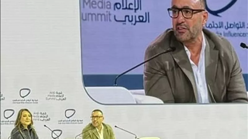 سيدة فاضلة.. أحمد السقا يوجه رسالة لـ طليقته مها الصغير