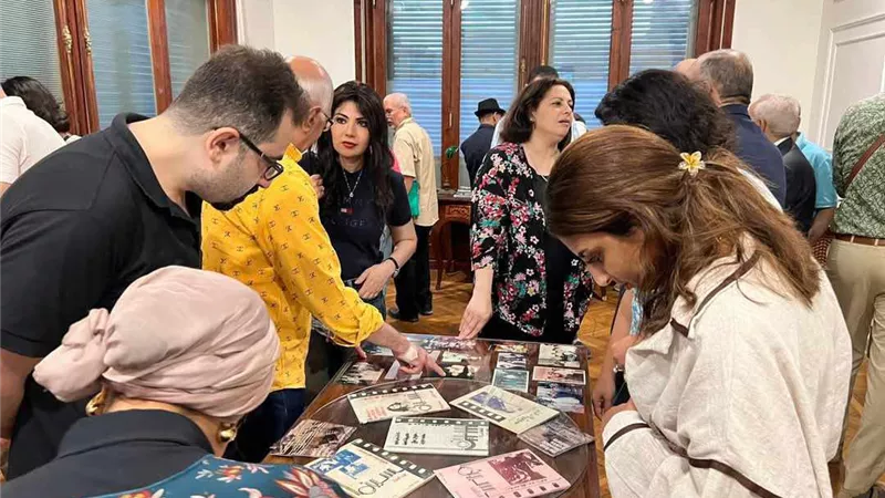 معرض أرشيفي يوثق مسيرة 