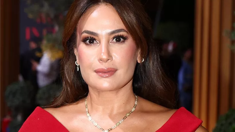 تحقق في جريمة قاتل متسلسل.. هند صبري تجسد دور صحفية في مسلسل 