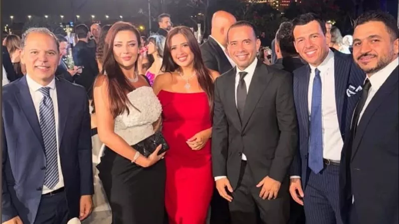 ياسمين عبد العزيز ضمن الحضور.. صور جديدة من  حفل زفاف منة عدلي القيعي