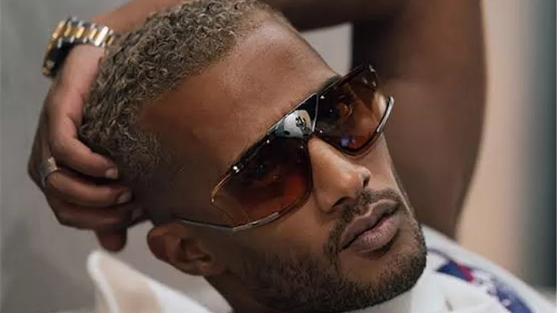 الفنان محمد رمضان يستعين بالسادات لتأجيل حفله في أمريكا.. ما القصة؟!