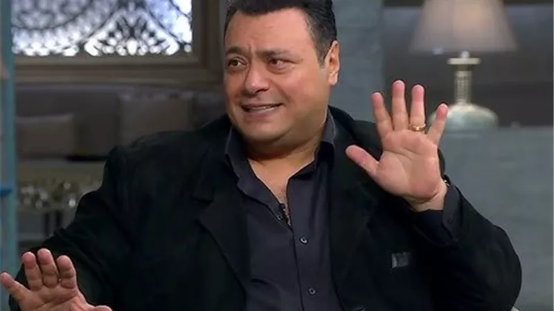 تعرف على نصيحة مراد مكرم للشباب