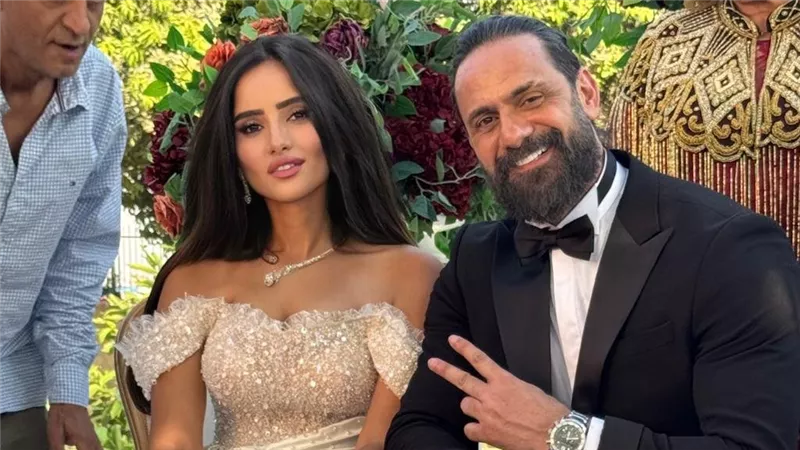 بفستان فرح.. زينة من كواليس 