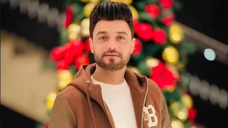 اليوم | نقابة الموسيقيين تقيم عزاء للمطرب الشعبي أحمد عامر بـ مسجد الحامدية الشاذلية