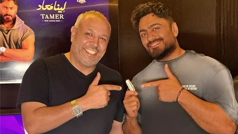 تامر حسني يعلن انتهاء تسجيل ألبومه الجديد 
