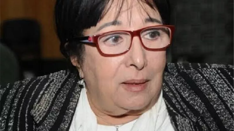 اليوم.. سميرة عبد العزيز ضيفة المهرجان القومي للمسرح المصري
