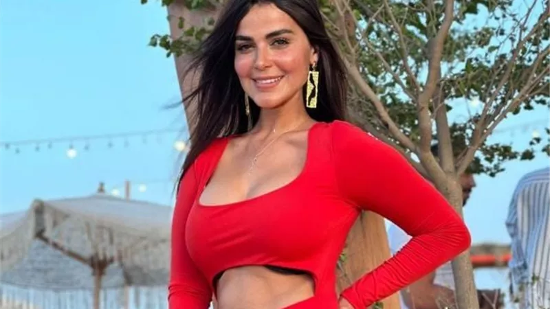  بجانب 