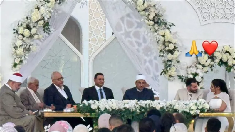 بيومي فؤاد يحتفل بعقد قران نجله بحضور نجوم الفن
