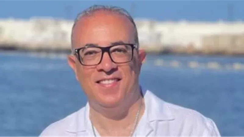 حاتم حافظ لـ محمد رمضان: النجوم في سنك عملوا أفلام عظيمة قبلك