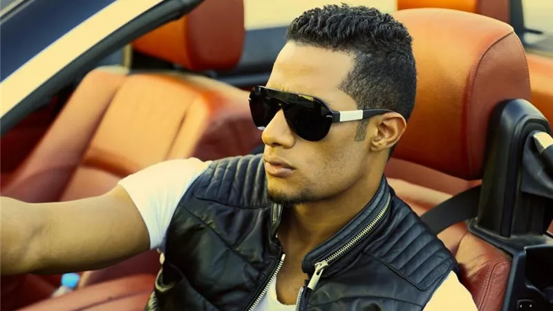 محمد رمضان يشوق جمهوره لعمل فني جديد: 