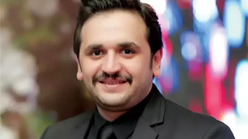 مصطفى خاطر يتعاقد على مسلسل توكسيدو |خاص