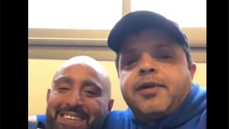 محمد هنيدي : كل ما بقعد مع أحمد السقا همومي بتزيد أكتر