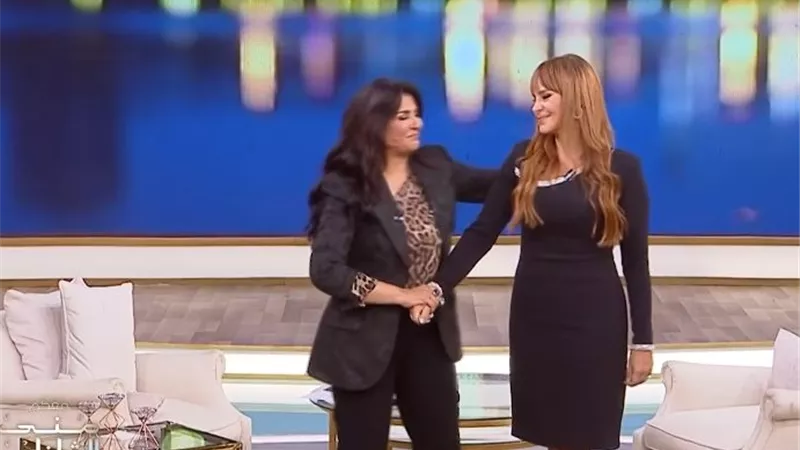كارول سماحة ضيفة الإعلامية مني الشاذلي فى برنامج معكم على قناة ON 