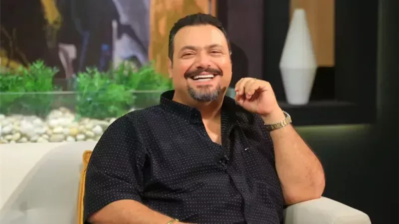 مراد مكرم يدخل عالم الغناء ويستعد لطرحها قريبًا.. ويؤكد: التمثيل عشقي الأول