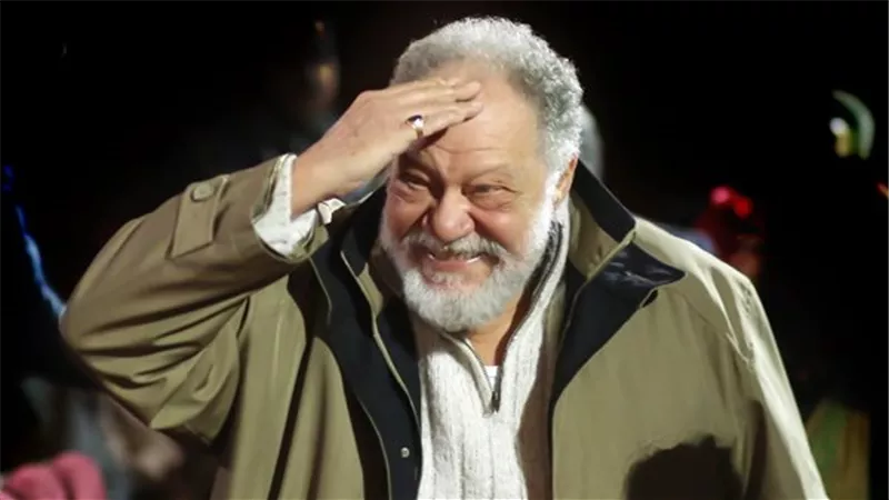 تكريم النجم يحيى الفخراني في مهرجان القاهرة الدولي للطفل العربي 