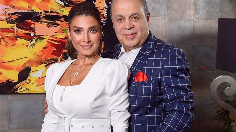روجينا تغازل زوجها أشرف زكي برسالة رومانسية: 
