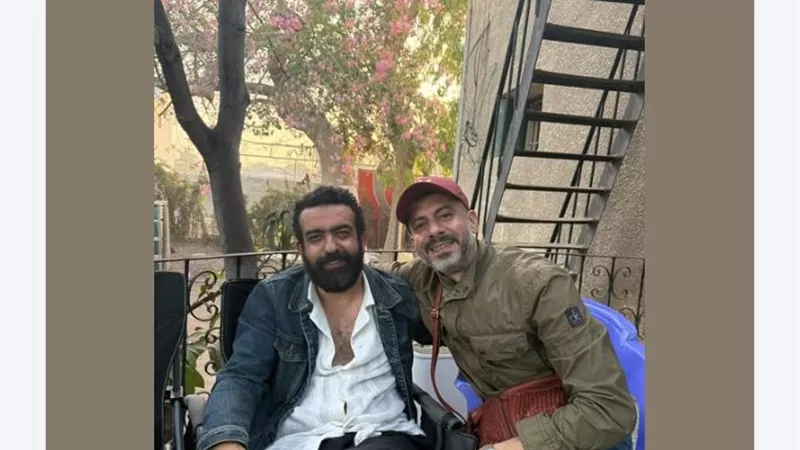 بعد انتهاء تصوير ورد وشوكولاتة.. محمد العدل عن محمد فراج 