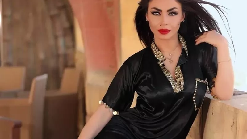 هل خلافات الفنانة دوللي شاهين وطليقها وصلت للضرب بعد الخيانة؟