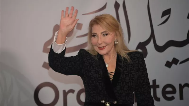 نادية الجندي وروجينا وأشرف زكي ودرة يحضرون افتتاح وهران للفيلم العربي