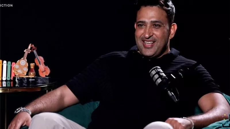 تامر حسين : كتبت خطفوني ٩ مرات والهضبة قالي الأغنية بقت نشيد 