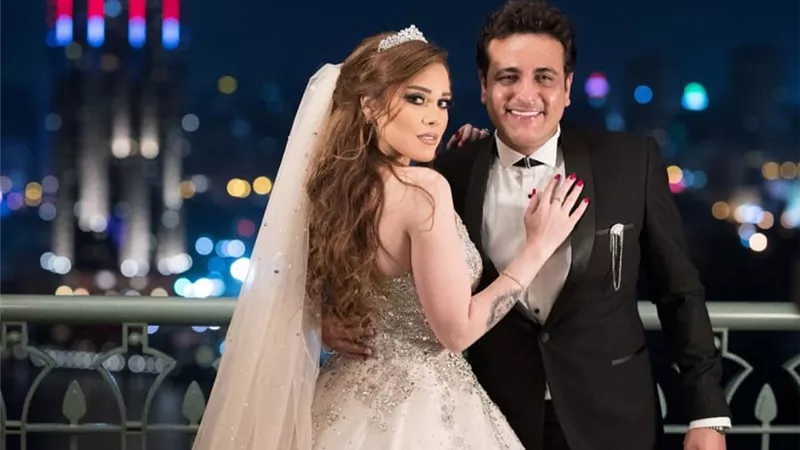 في ذكرى رحيله الأولى.. أرملة محمد رحيم تحيي ذكراه بطريقتها الخاصة