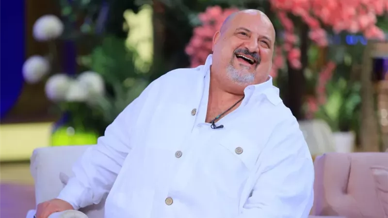 في ذكرى ميلاده.. خالد الصاوي فنان مازال مخلصا لخشبة المسرح