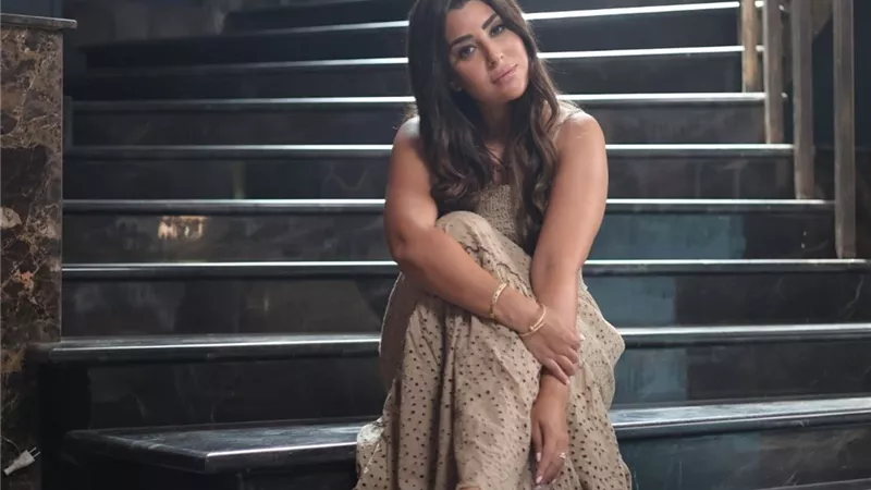 أيتن عامر تنتهى من مشاهدها بمسلسل كلهم بيحبوا مودي داخل مصر ويتبقى 3 أيام بالإمارات