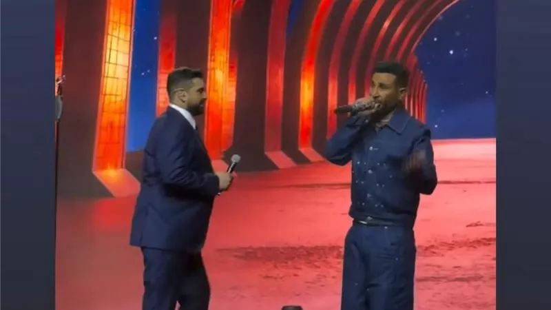 أحمد سعد وآدم يشعلان آرينا الكويت بحفل غنائي ضخم.. صور