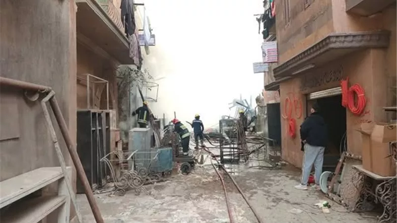 وزير الثقافة يعلن السيطرة على حريق ديكور مسلسل الكينج دون خسائر بشرية