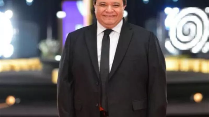 خالد جلال يدافع عن منى زكي وفيلم 