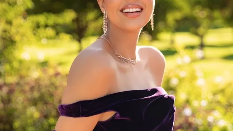 أمينة مغربي تخطف الأنظار في مهرجان مراكش السينمائي