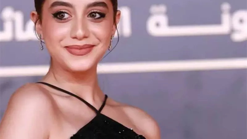 ياسمينا العبد تتصدر التريند بغناء تتر مسلسل 